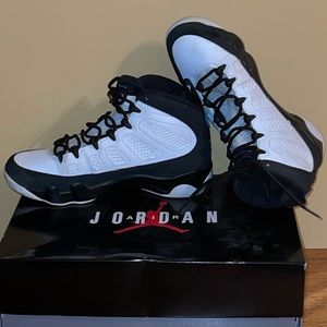 Air Jordan 9 Retro Size 8
